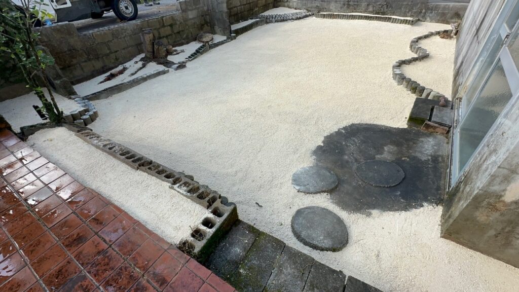 草なしくん施工後 雑草対策 頑固な雑草