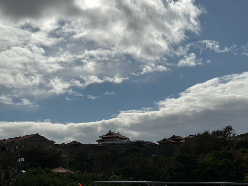 首里城　沖縄　完成