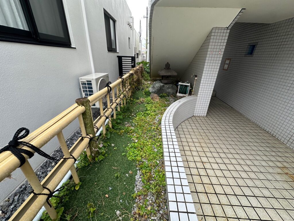 管理物件 花壇 雑草対策