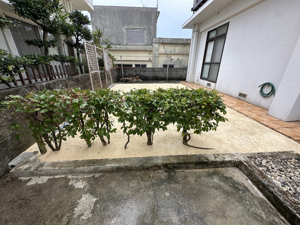 草なしくん　樹木があっても施工可能
雑草対策