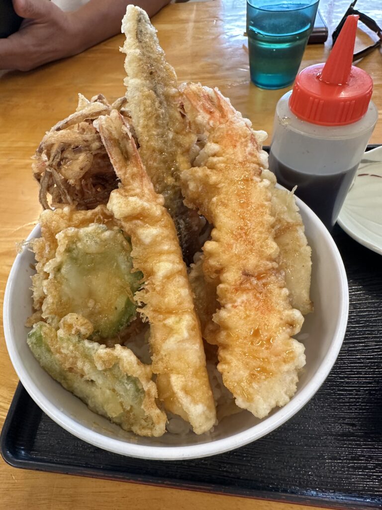 海鮮天丼　海老天　てぃだ