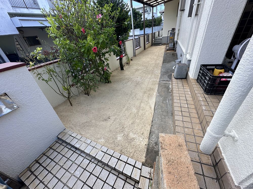 施工後：草なしくん施工完了